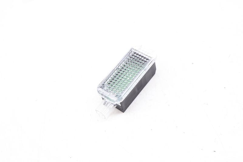 Interior LED Light 8J0947409 — Used (SKU 665666)