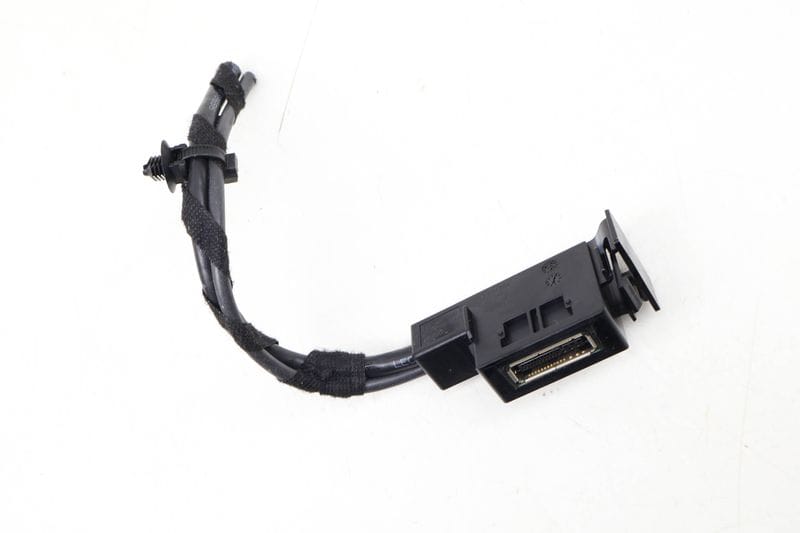 Music Interface Cable 4F0035727 — Used (SKU 635386)