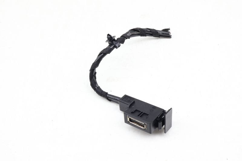 Music Interface Cable 4F0035727 — Used (SKU 665722)