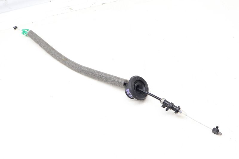 Door Handle Release / Bowden Cable 8U0839085 — Used (SKU 665569)