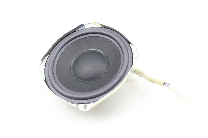 Subwoofer Speaker 8U0035382 — Used (SKU 635506)