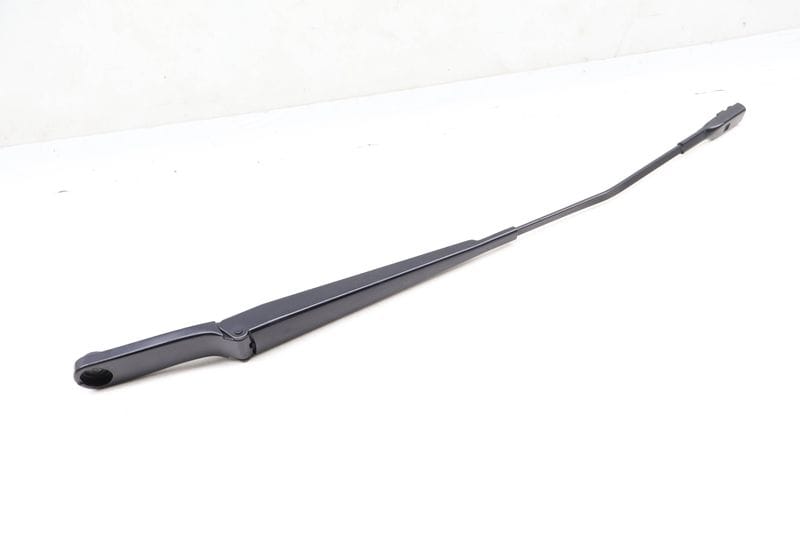 Windshield Wiper Arm 8U1955408A — Used (SKU 635617)