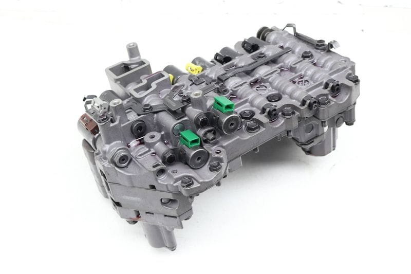 Transmission Valve Body / Mechatronic 09M325039A — Used (SKU 665818)