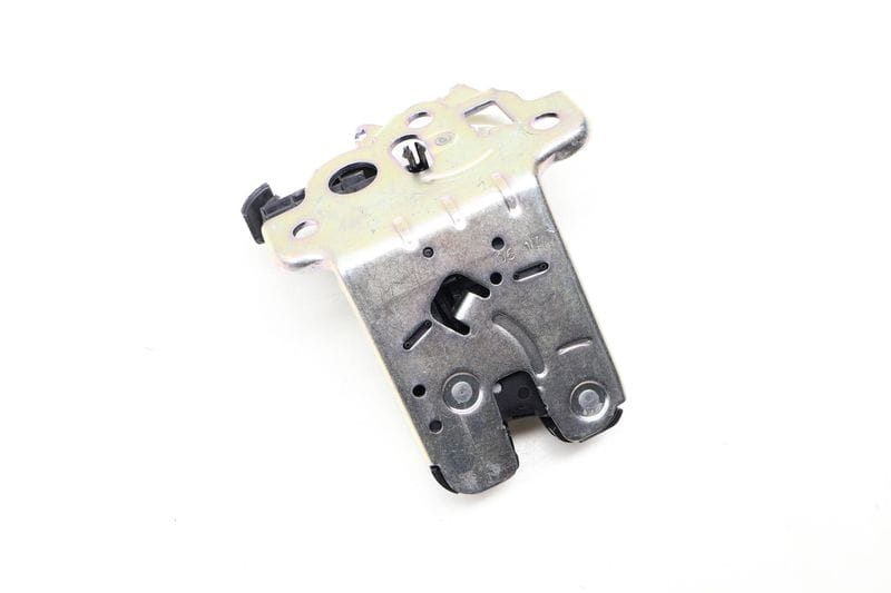 Trunk Latch / Lock 8R0827505A — Used (SKU 635515)