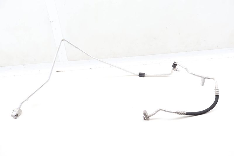 Upper Low Pressure AC Hose / Line / Pipe 8U0820741D — Used (SKU 635725)