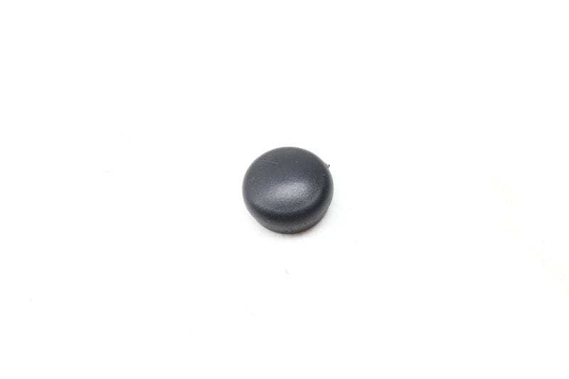 Wiper Arm Cap 8W0955205 — Used (SKU 665679)