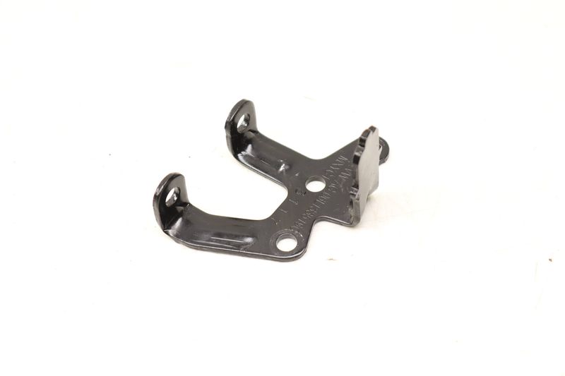 Akf Valve Bracket 06L133519C — Used (SKU 537137)