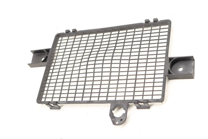Cabin Air Duct Grille 80B819408C — Used (SKU 537258)