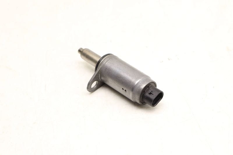 Cam Valve / Camshaft Adjustment Solenoid 06E103697Q — Used (SKU 537104)