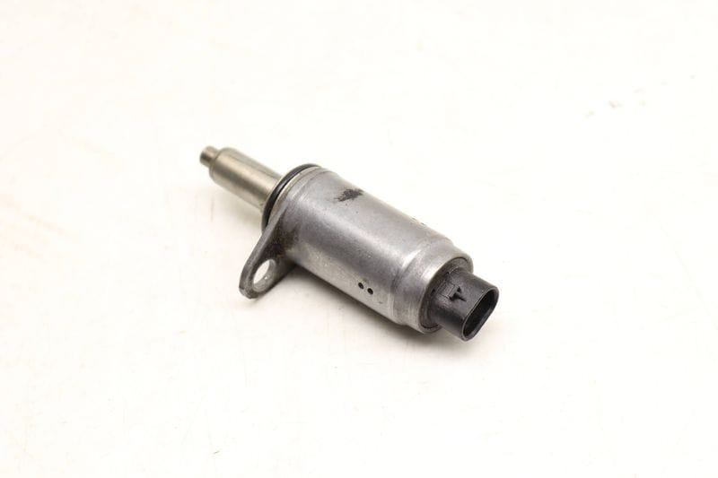 Cam Valve / Camshaft Adjustment Solenoid 06E103697Q — Used (SKU 537105)