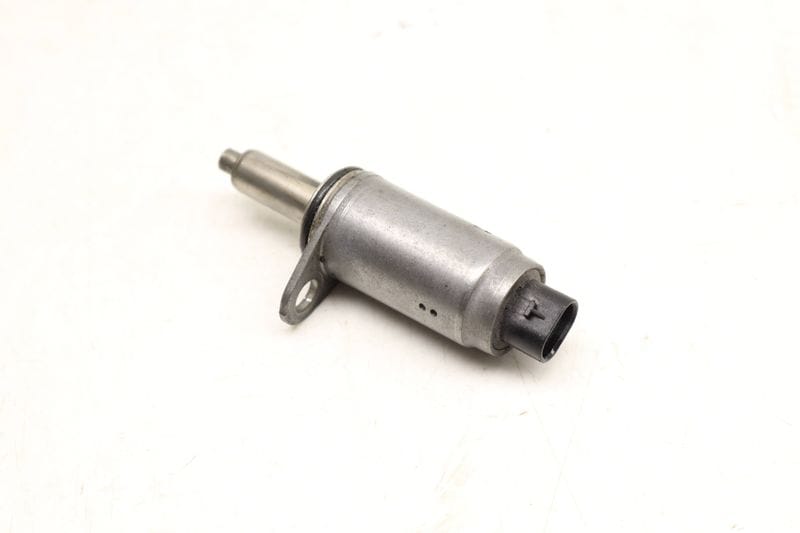 Cam Valve / Camshaft Adjustment Solenoid 06E103697Q — Used (SKU 537107)