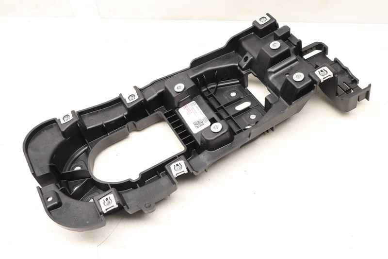 Center Console Mount Bracket 80B863531A — Used (SKU 537262)