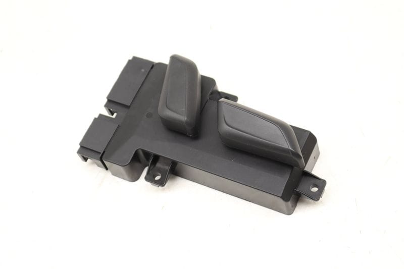 Seat Adjustment Switch 80A959748 — Used (SKU 536862)