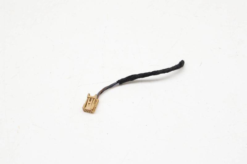 4-PIN Wiring Harness Connector / Pigtail 8K0973754A — Used (SKU 724460)