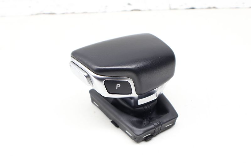 Automatic Shifter Knob w/ Boot 4M1713139F — Used (SKU 724497)