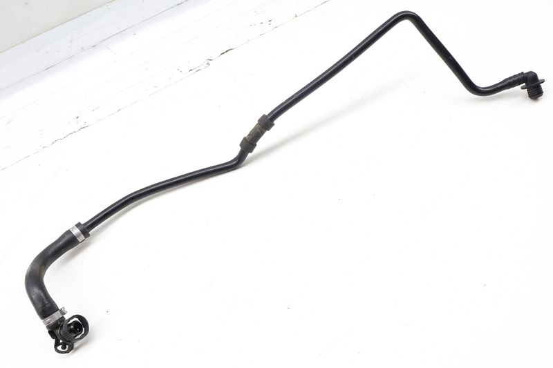 Brake Booster Vacuum Hose / Line 4M0611931AN — Used (SKU 724701)