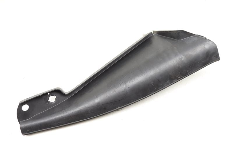 Cabin Air Intake Duct Cover 4M1815137C — Used (SKU 505367)