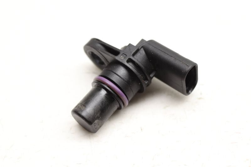 Cam / Camshaft Position Sensor 04C907601 — Used (SKU 505660)