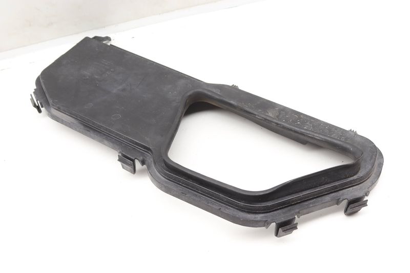Cowl / Firewall Cover 4M1815389D — Used (SKU 589039)