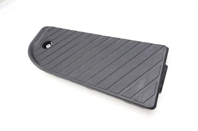 Dead Pedal / Foot Rest Cover 4M1864777A — Used (SKU 615699)