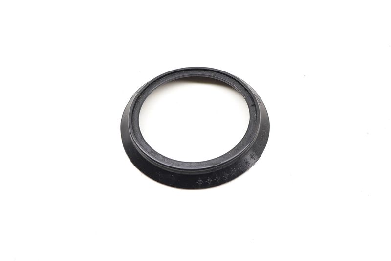 Engine Oil Cap Seal Ring 057133287C — Used (SKU 615892)