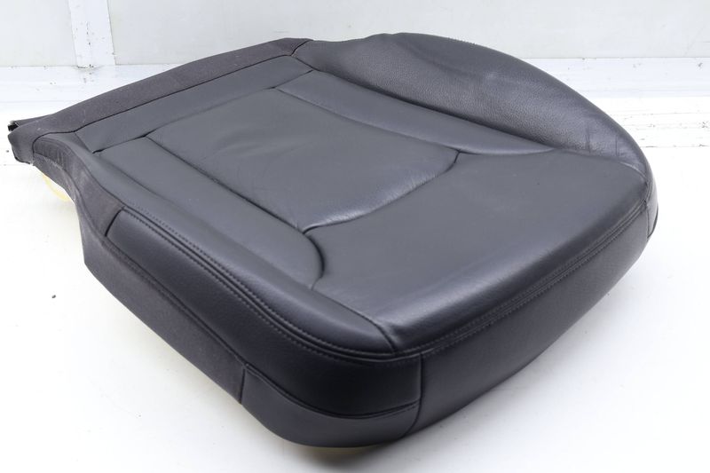 Lower Seat Bottom Cushion 4M0881405A — Used (SKU 724521)