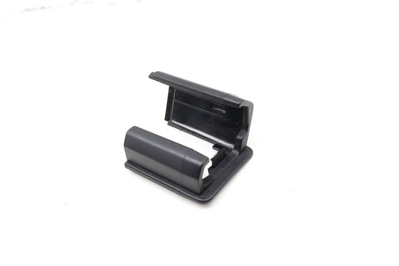 Seat Guide Rail / Track End Cover 4M0881347 — Used (SKU 724250)