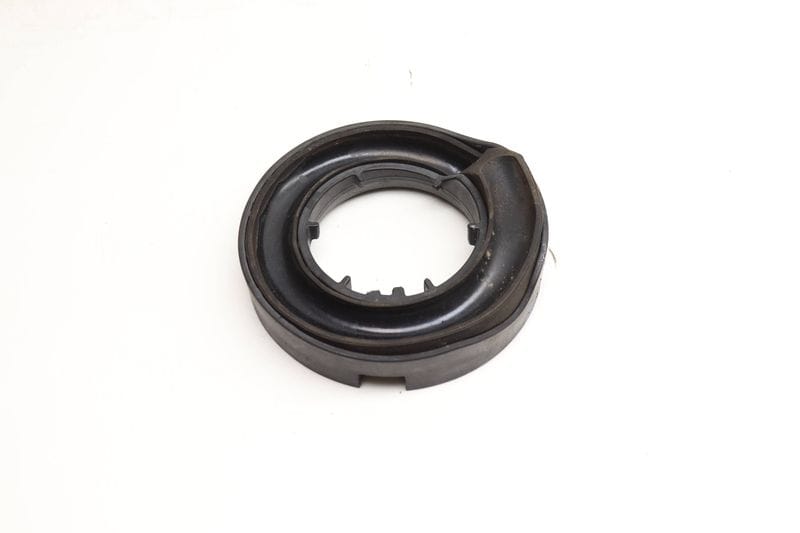 Upper Strut Mount / Bushing 4M0411189 — Used (SKU 598277)