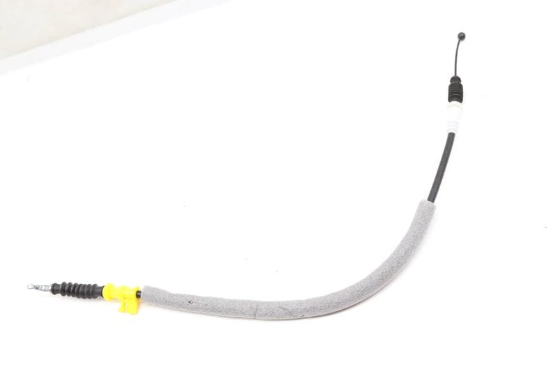 Exterior Door Handle Release / Bowden Cable 4M0837099A — Used (SKU 571556)