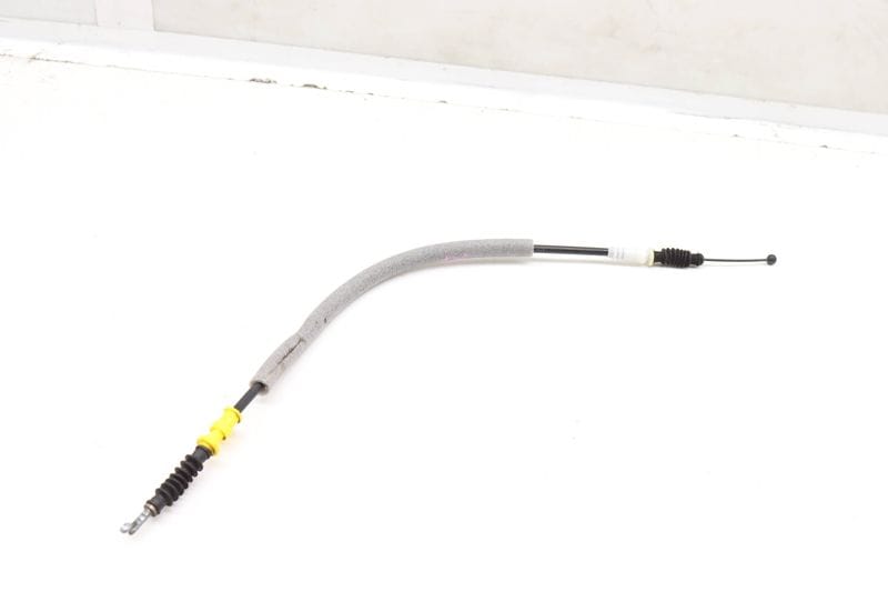 Exterior Door Handle Release / Bowden Cable 4M0837099A — Used (SKU 588727)