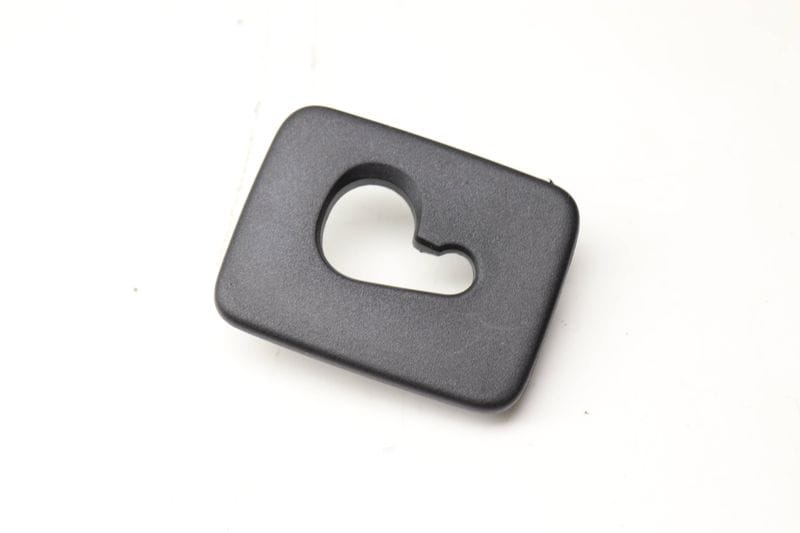 Luggage / Cargo Net Bracket Trim (UPPER) 4M0861304A — Used (SKU 588783)