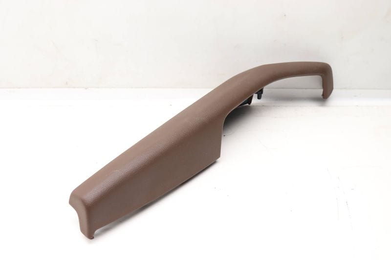 Door Panel Armrest / Arm Rest 4M0867166 — Used (SKU 588601)
