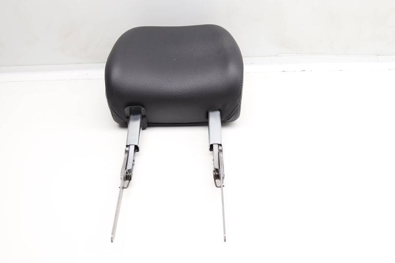 Headrest / Head Rest 4M0881902D — Used (SKU 571156)