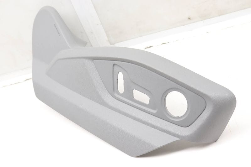 Outer Seat Switch Trim / Panel 4M0881326K — Used (SKU 597885)
