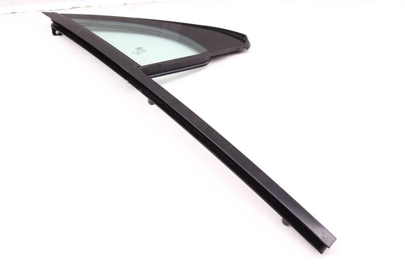 Side Door Window Glass 4M0845114 — Used (SKU 597864)
