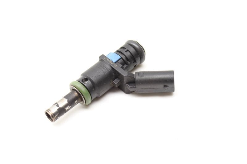 Fuel Injector 06E906031A — Used (SKU 571471)