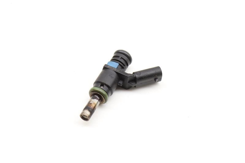 Fuel Injector 06E906031A — Used (SKU 588856)