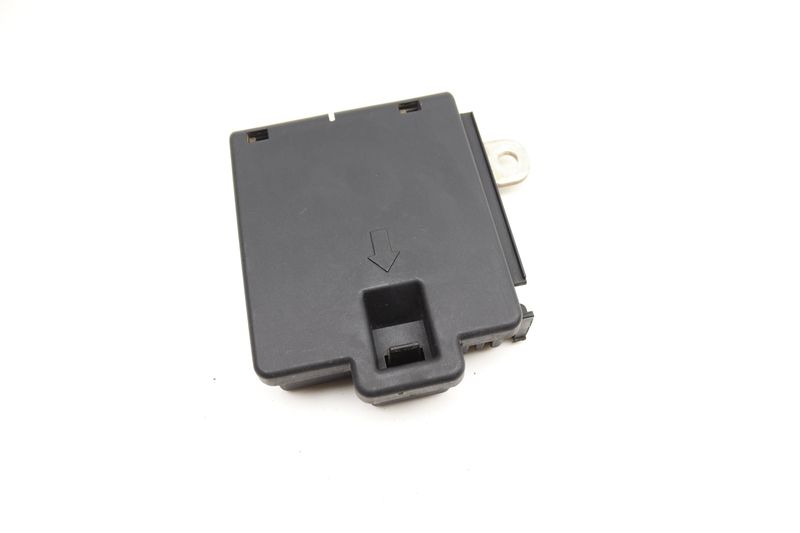 Fuse / Battery Junction Box 4M0941824AN — Used (SKU 588465)