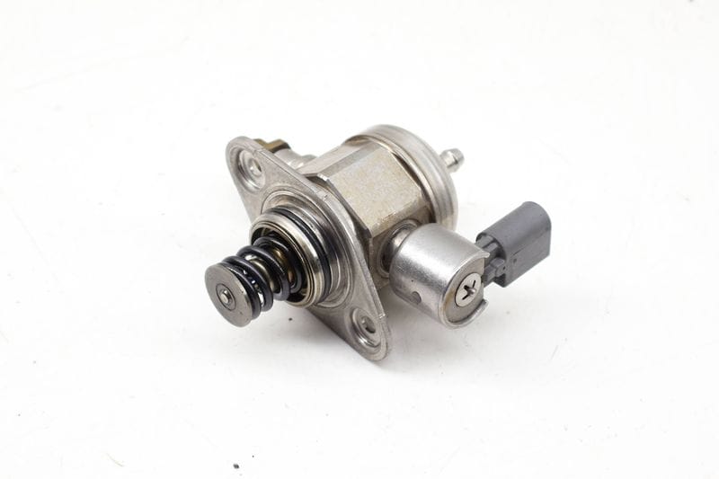 High Pressure Fuel Pump / Hpfp 06K127028D — Used (SKU 724555)