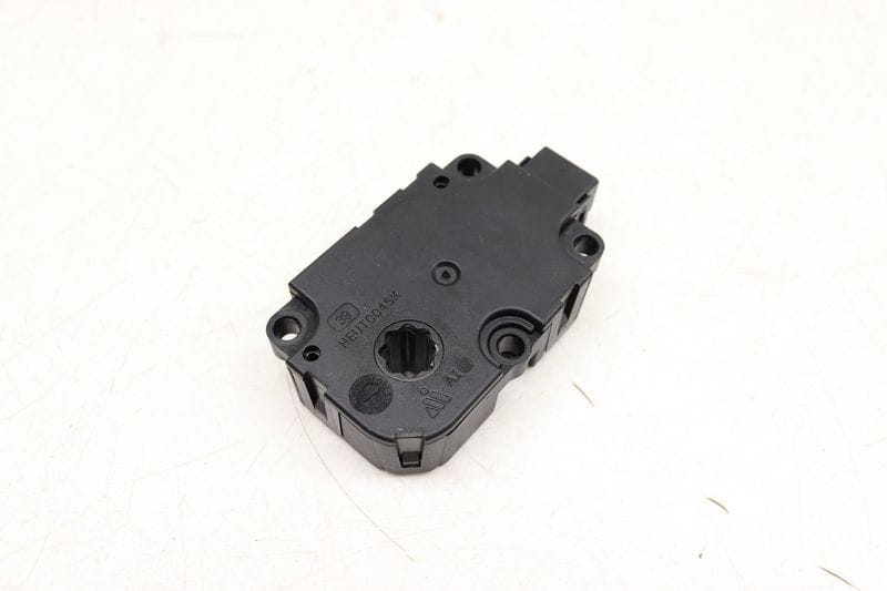 HVAC Flap / Servo Air Motor / Actuator 4M0820511 — Used (SKU 505601)
