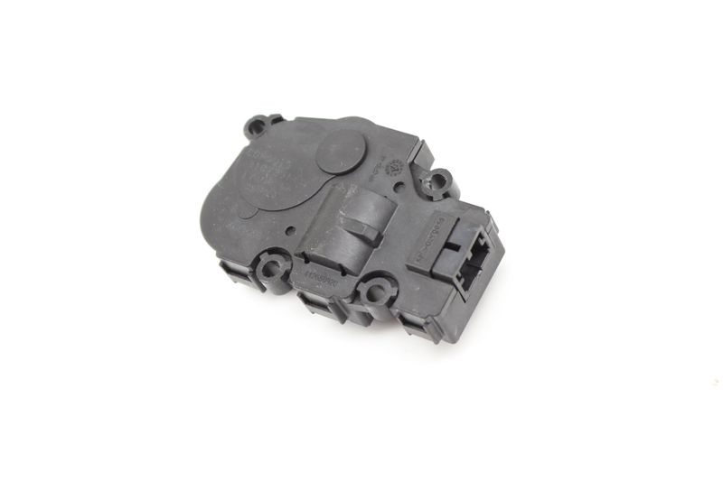 HVAC Flap / Servo Air Motor / Actuator 4M0820511 — Used (SKU 571459)