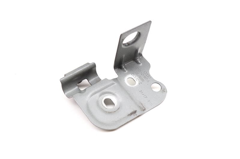 Fender Mount Bracket 4M0821167A — Used (SKU 588878)