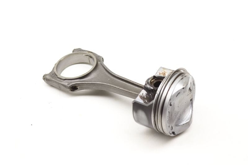 Piston w/ Connecting Rod 06E107065EE — Used (SKU 588903)