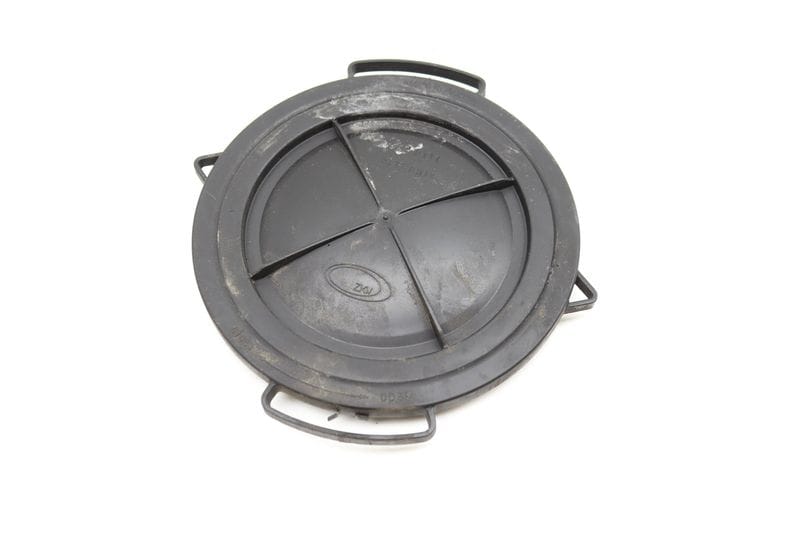 Headlight Bulb Cap / Cover 4M0941607 — Used (SKU 588556)