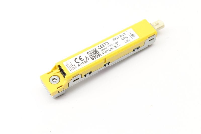 Upper Antenna Booster 4M0035225 — Used (SKU 571431)