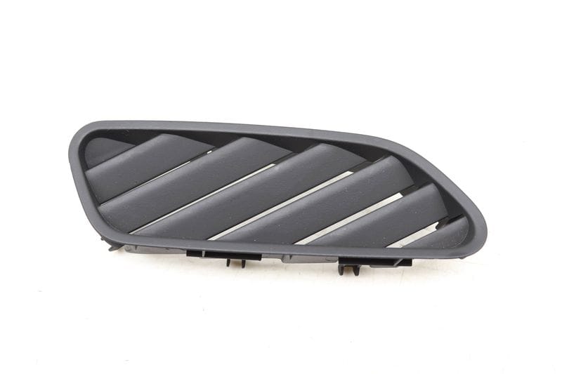 Upper Dash Defrost Vent 4M1819793 — Used (SKU 505415)