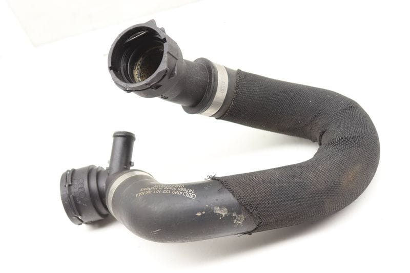 Lower Radiator Coolant Hose / Line 4M0122101AK — Used (SKU 589076)
