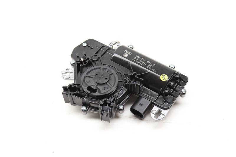 Hatch / Trunk Lid Motor 4M0827887C — Used (SKU 588743)