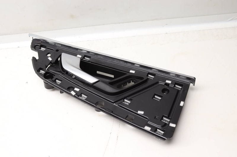 Interior Door Handle / Release 4M0839019D — Used (SKU 588703)