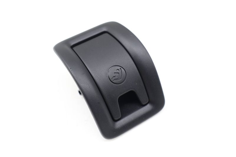 Child Seat Safety Latch Trim / Cover 4M0887233E — Used (SKU 724257)